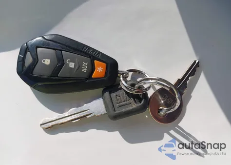 1997 Chevrolet C1500 Fleetside from USA, damaged, VIN 2GCEC19R8V1255785